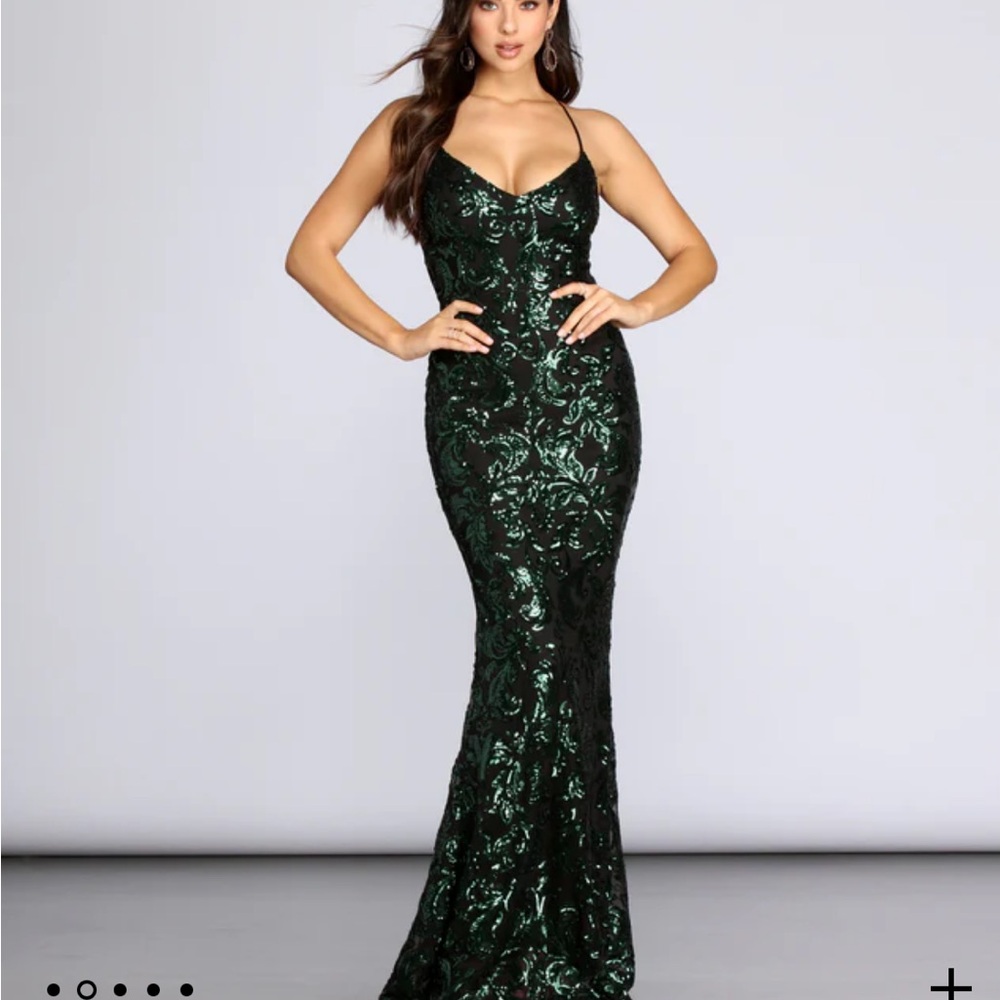 Black and forest green Formal Sequin Scroll Dress